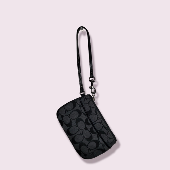 Vintage Coach Signature C Black Wristlet - Picture 4 of 13